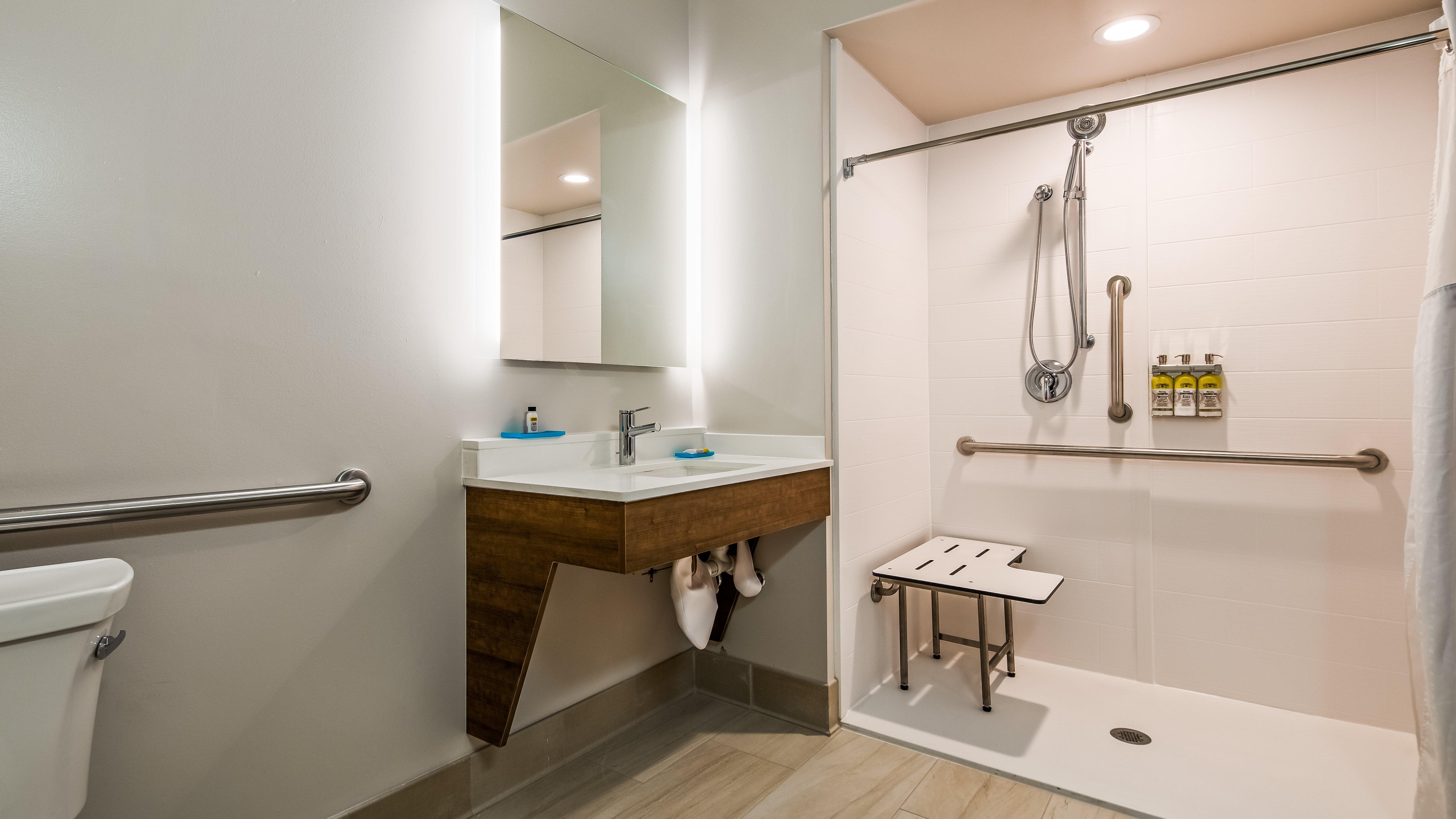 Holiday Inn Express & Suites Detroit - Farmington Hills By Ihg Northville Dış mekan fotoğraf