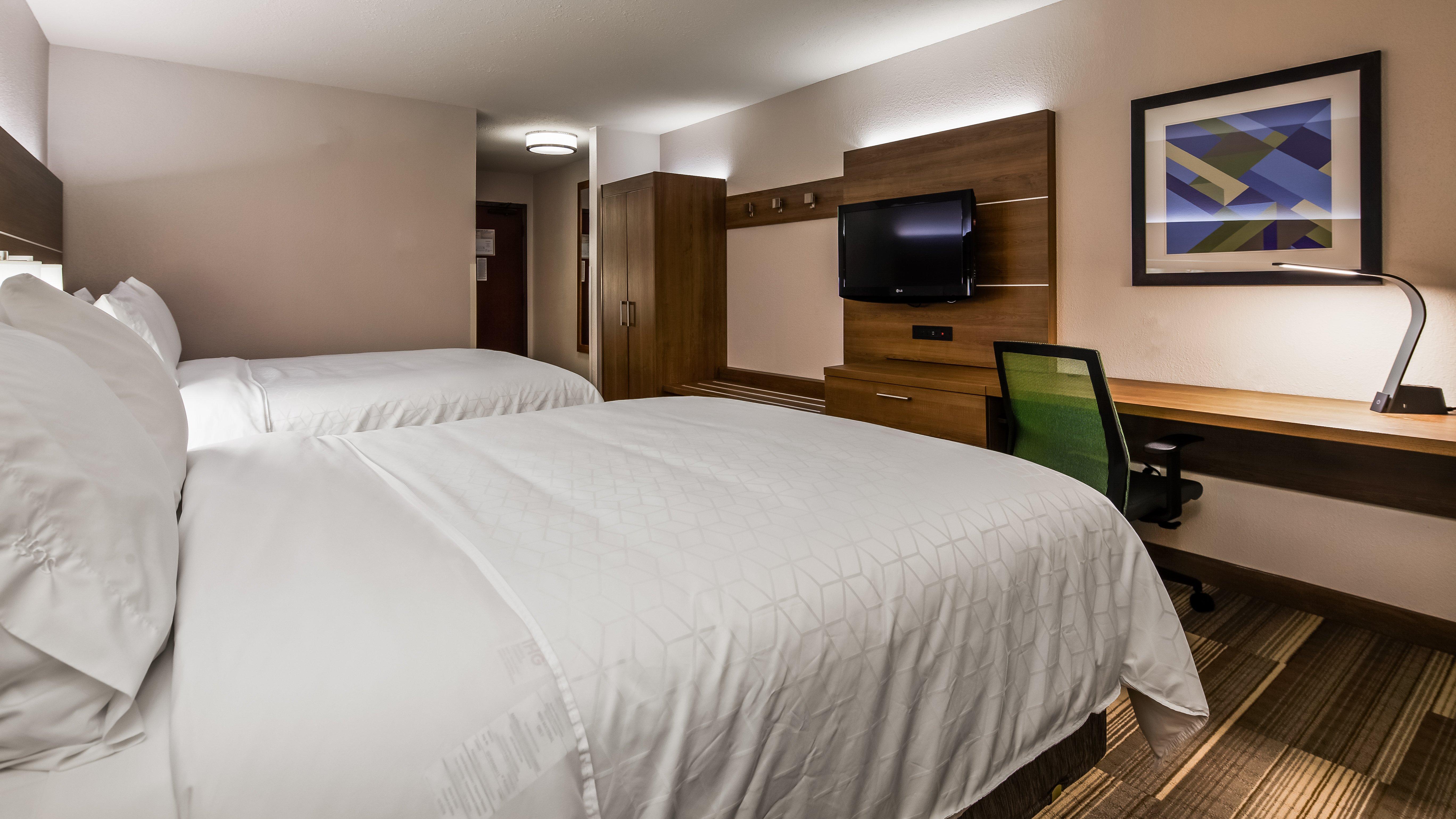 Holiday Inn Express & Suites Detroit - Farmington Hills By Ihg Northville Dış mekan fotoğraf