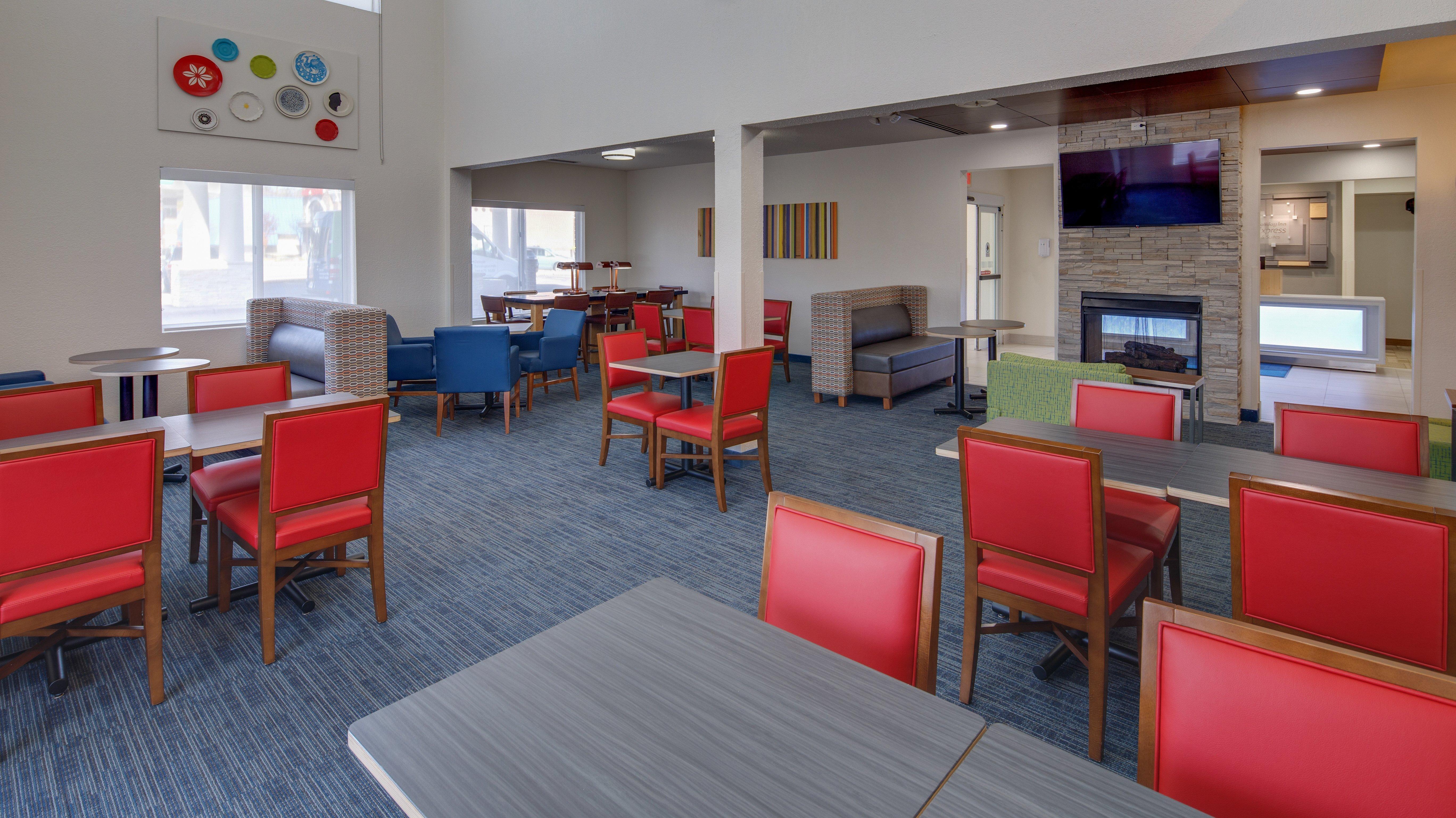 Holiday Inn Express & Suites Detroit - Farmington Hills By Ihg Northville Dış mekan fotoğraf